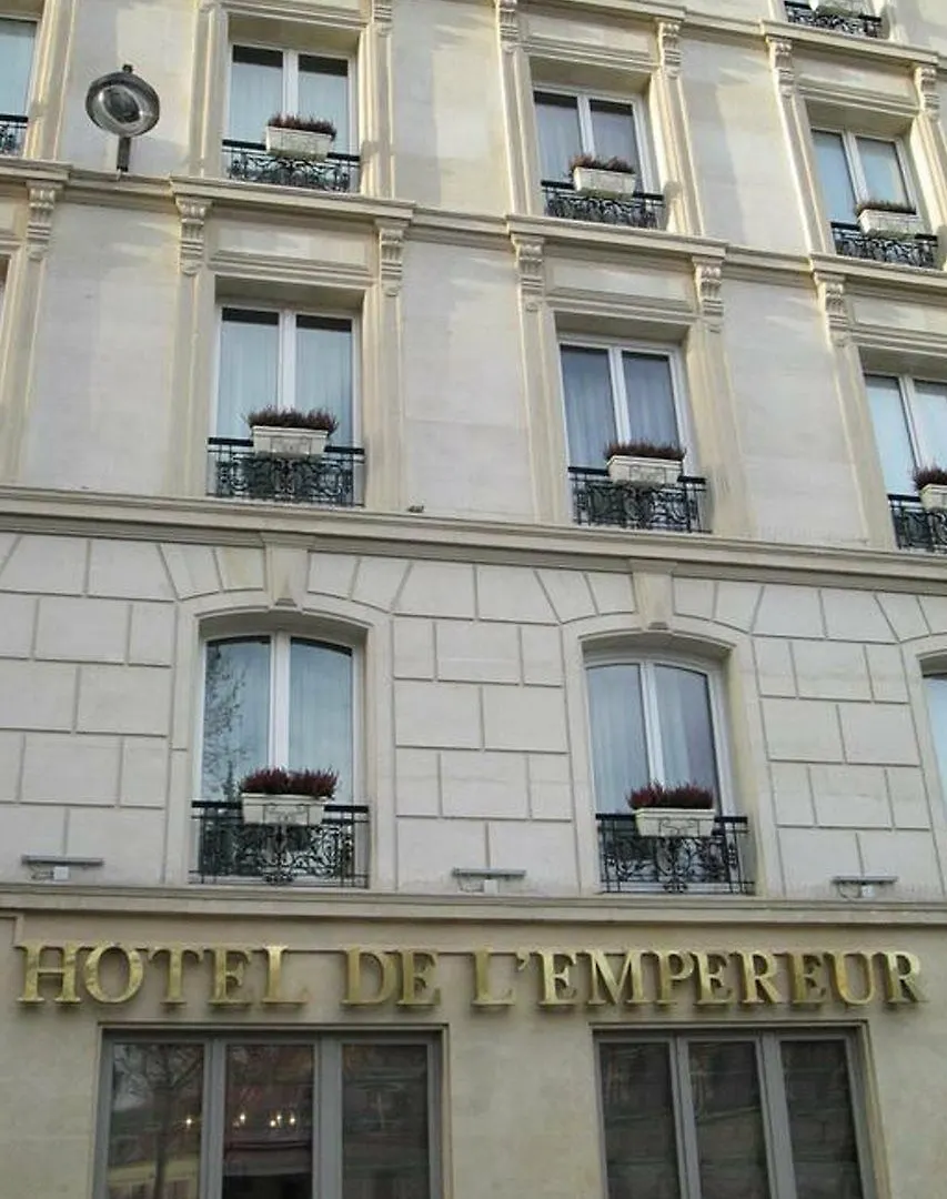 De L'empereur By Malone